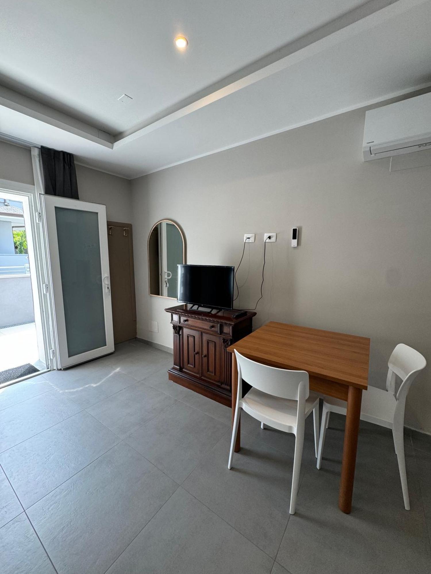 Residence แชร์เวีย ภายนอก รูปภาพ